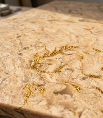 Cambria Hawkridge Quartz | Beige & Rust Multicolor Countertops