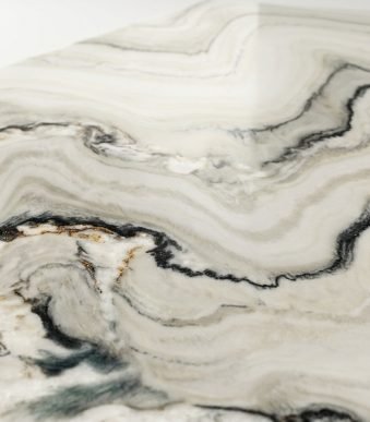 Calacatta Montreal Quartzite | White & Gray Veined Countertops